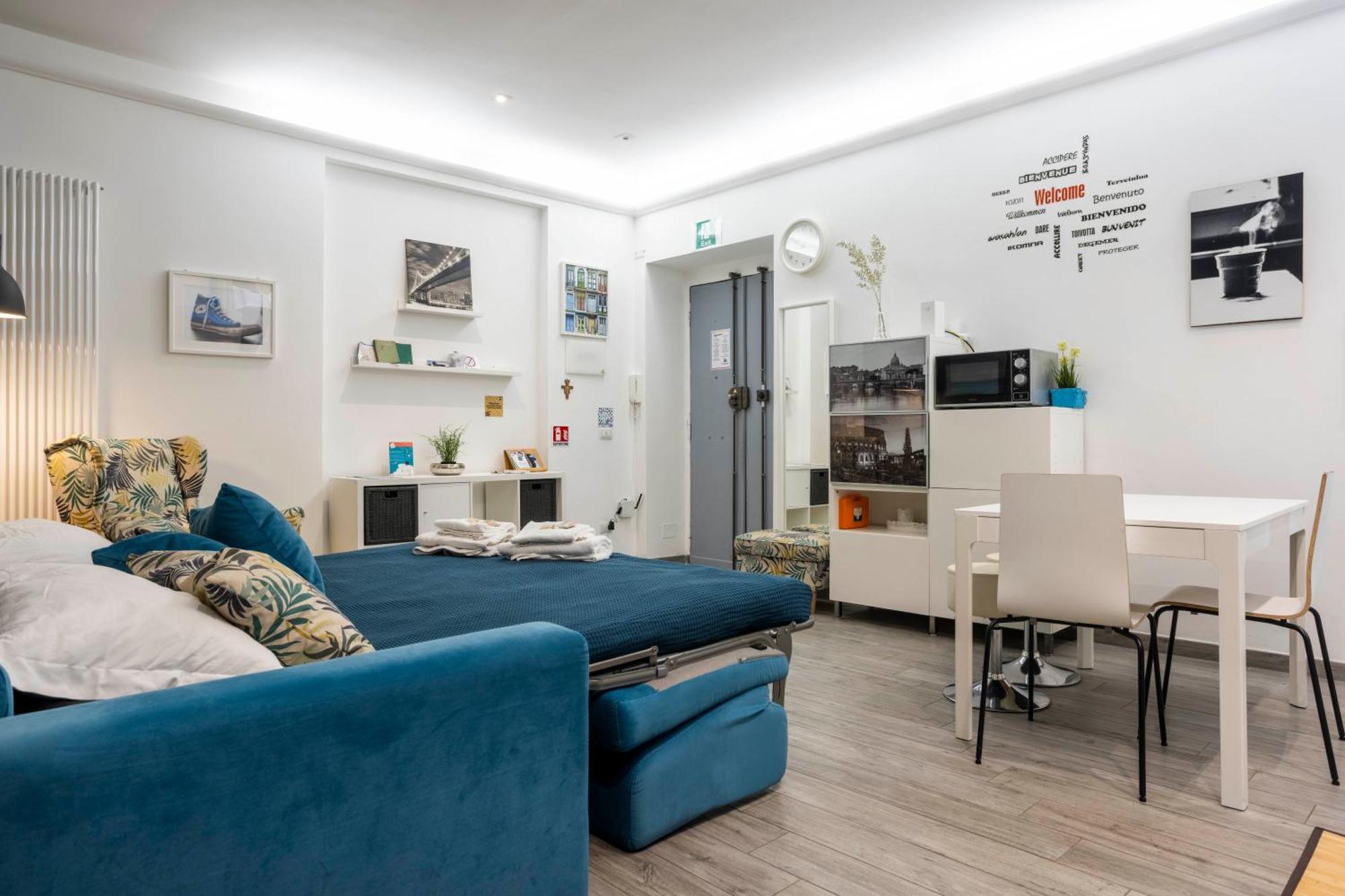Merulana Deluxe Apartment โรม ภายนอก รูปภาพ
