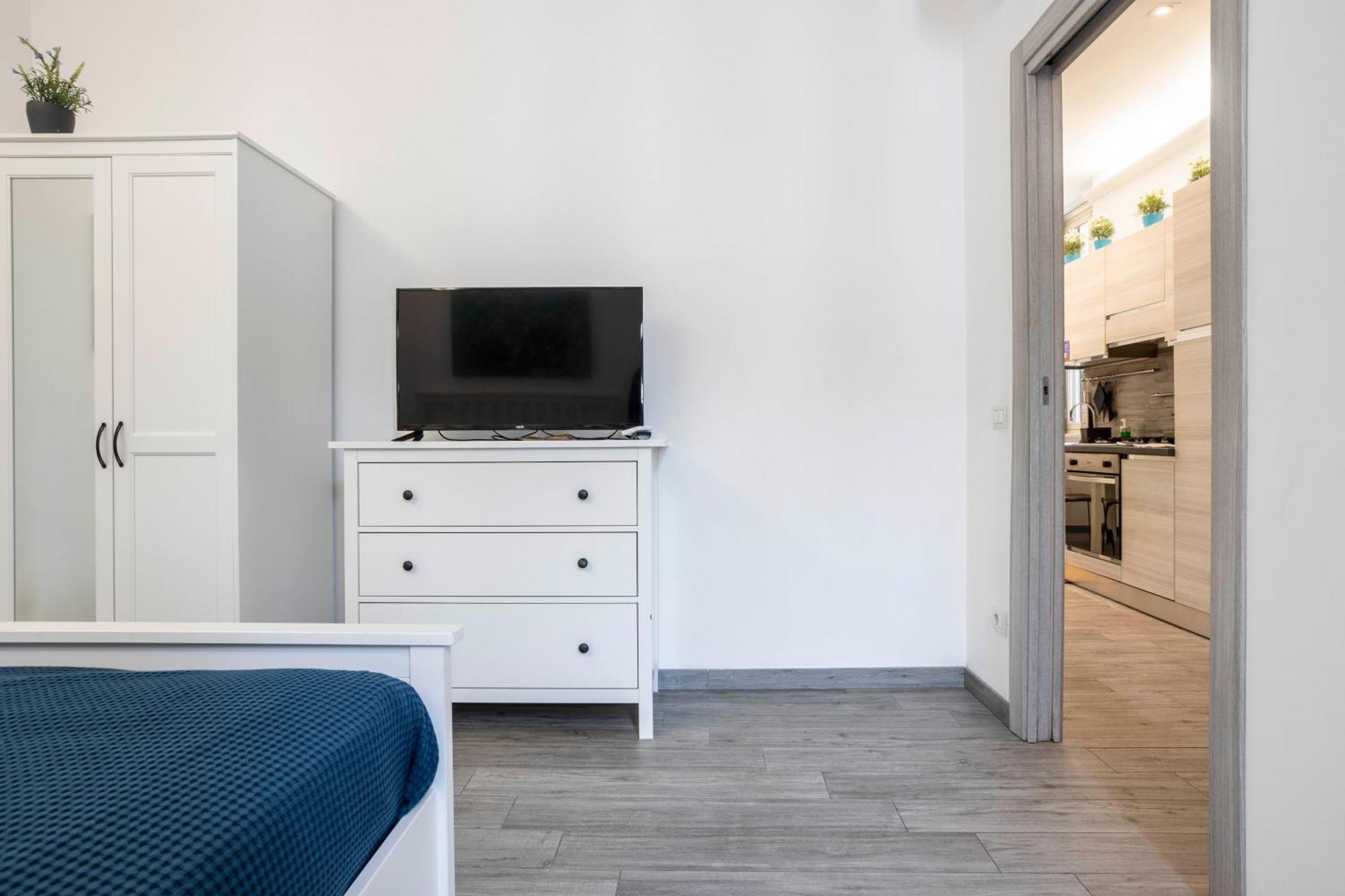 Merulana Deluxe Apartment โรม ภายนอก รูปภาพ