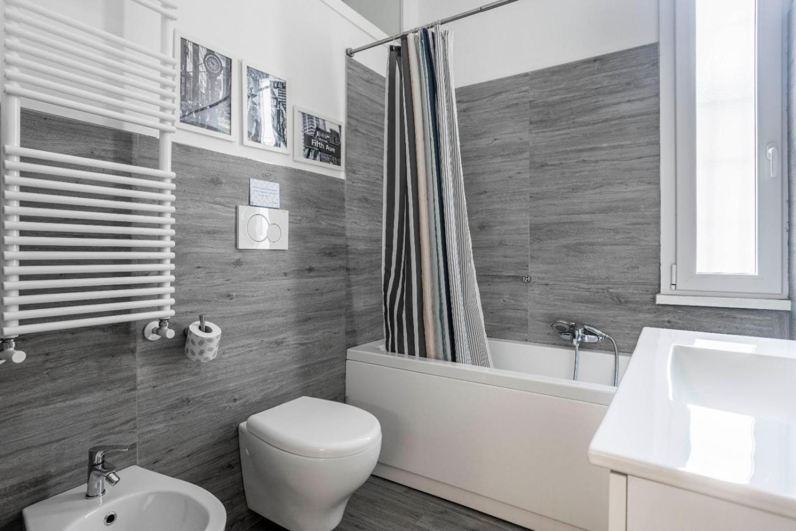 Merulana Deluxe Apartment โรม ภายนอก รูปภาพ